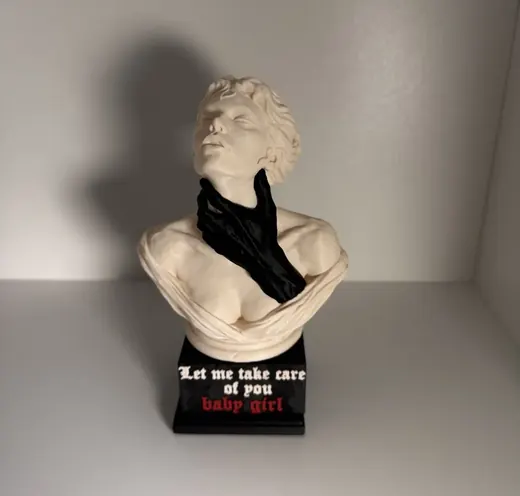 The Obsession – Dark Romance Collector's Bust – other view